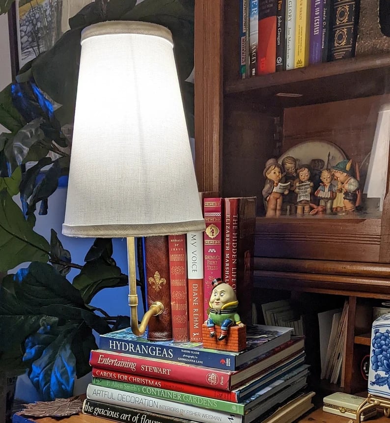 The "Classic" Literary Lamp - Battery Powered