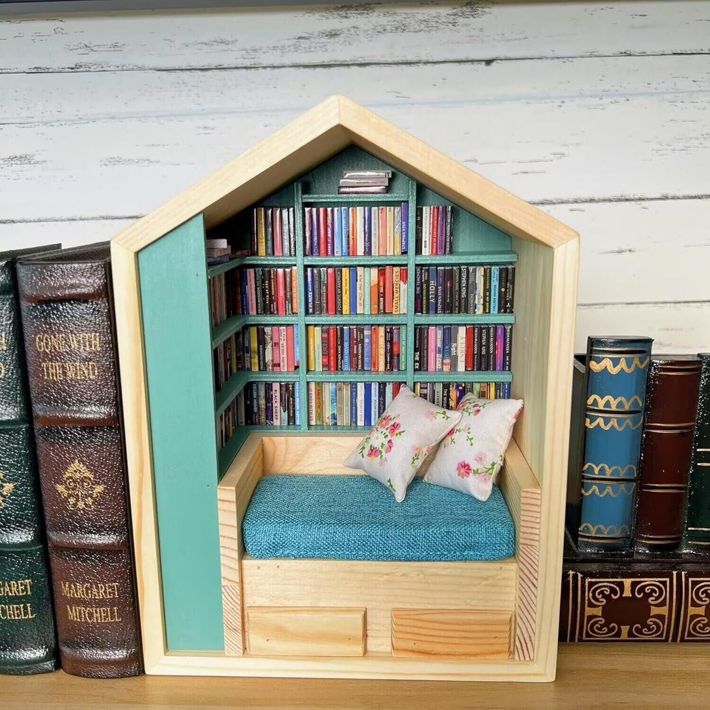 📚🏠Miniature Anxiety Bookshelf
