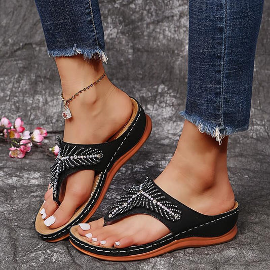 🔥2023 Women Casual  Sandals, Crystal Rome Fashion Clip Toe Slippers