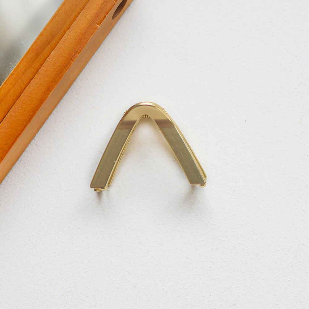 Fashion v-shaped hair clip