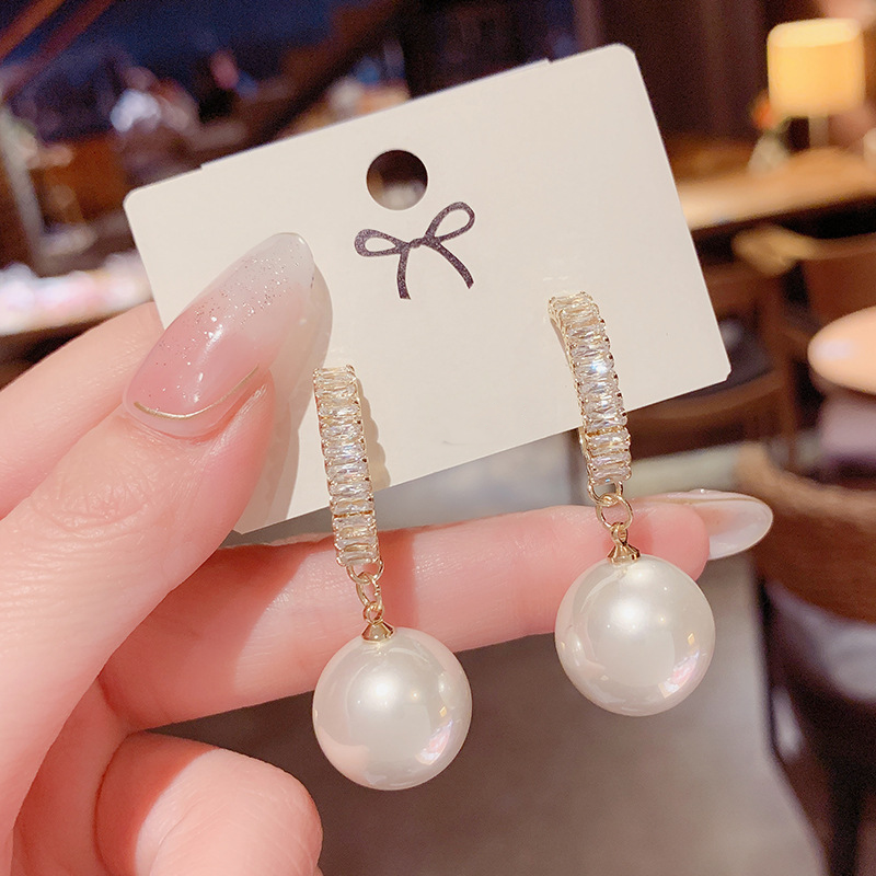 Olivia Pearl Drop Earrings