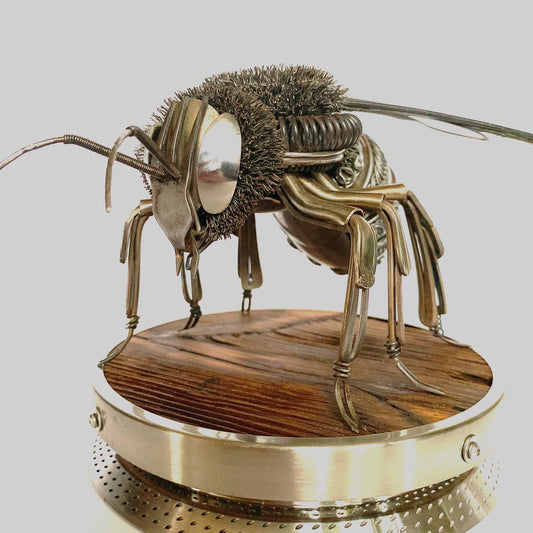 💘2023 New On Sale-🐝 "Bee" - Metal Bee Sculpture