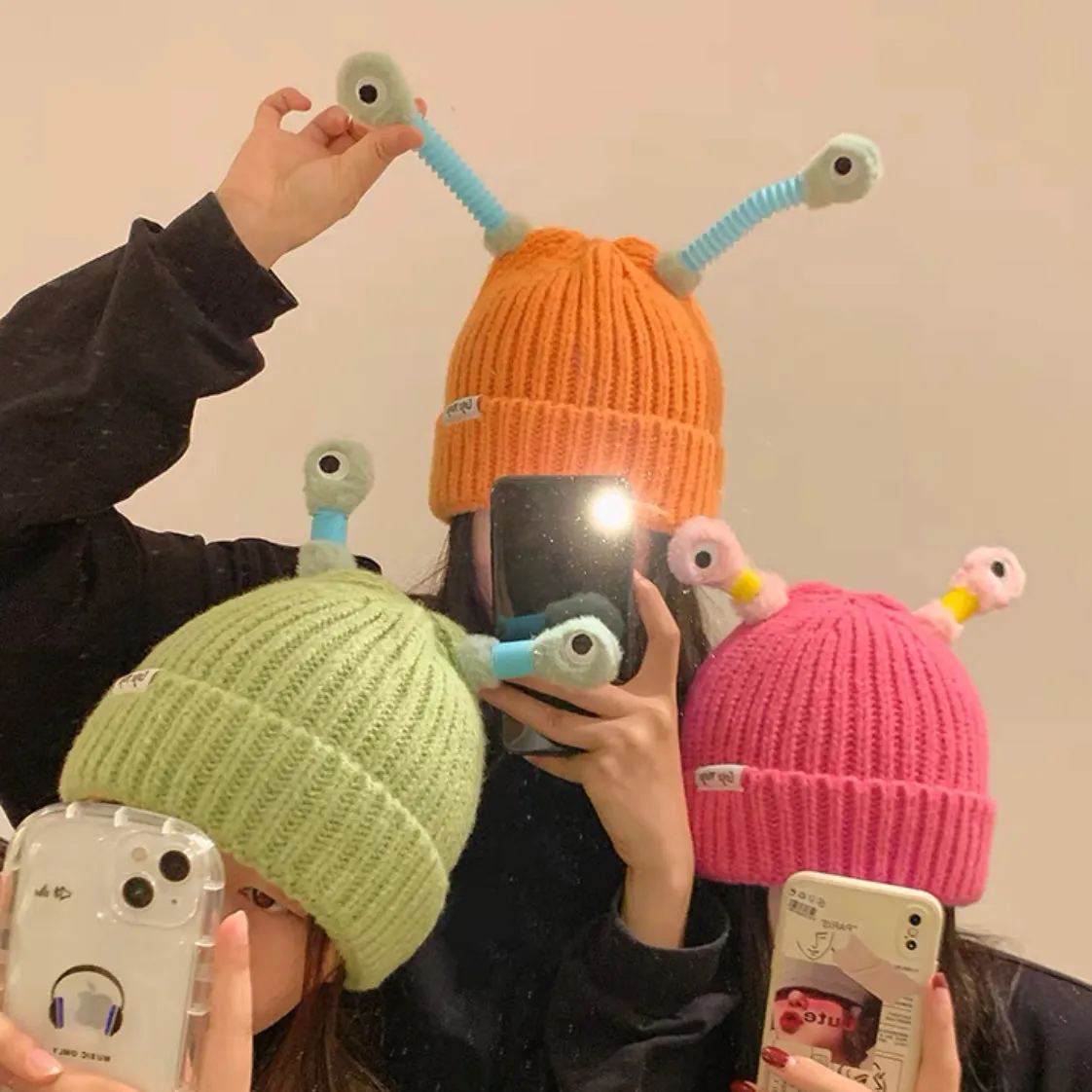 🔥HOT SALE - 49% OFF🔥Child Cute Glowing Little Monster Knit Hat